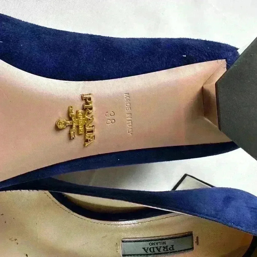 PRADA Calzature Donna Blue Suede Hexagon Heel Pumps, Size 38 - Picture 13 of 13